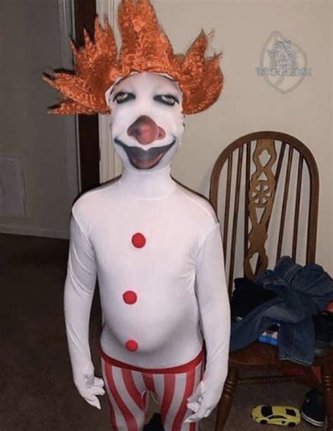 16 Halloween Costume Fails From This Year That Are Scarily Bad