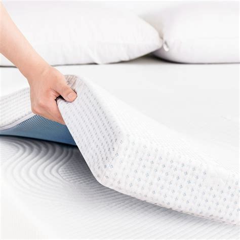 Subrtex 2，3，4 inches Cooling Gel-infused Ventilated Memory Foam Mattress Topper with Removable ...