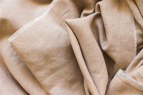 What is Linen Fabric: Properties, How its Made and Where