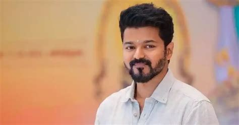 Thalapathy Vijay Age, Height, Wife, Girlfriend, Family, Net Worth ...