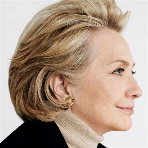 Hillary Clinton Good Hairstyles - Wavy Haircut