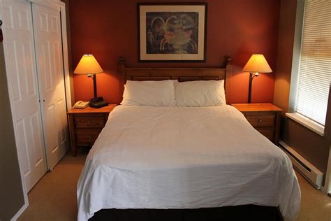 SILVER CREEK LODGE: Reviews (Silver Star, Canada) - Photos of Inn ...