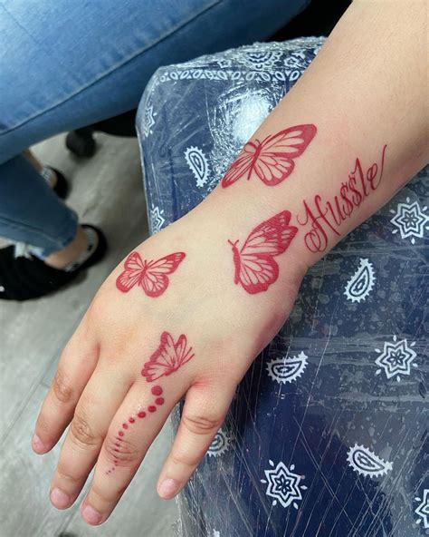 Mokoe Lockhaven on Instagram: “#butterflytattoo #hussle” in 2021 | Cute ...