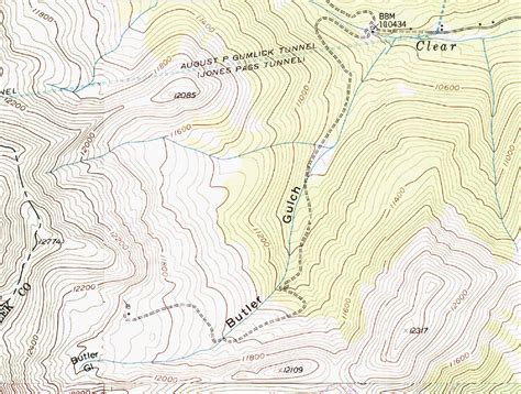 topography - Database of unnamed peaks on USGS maps - Geographic Information Systems Stack Exchange