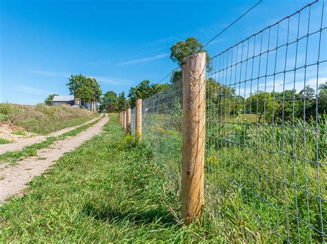 Woven Wire Fencing - A Premier Fencing Company | In-Line Fence