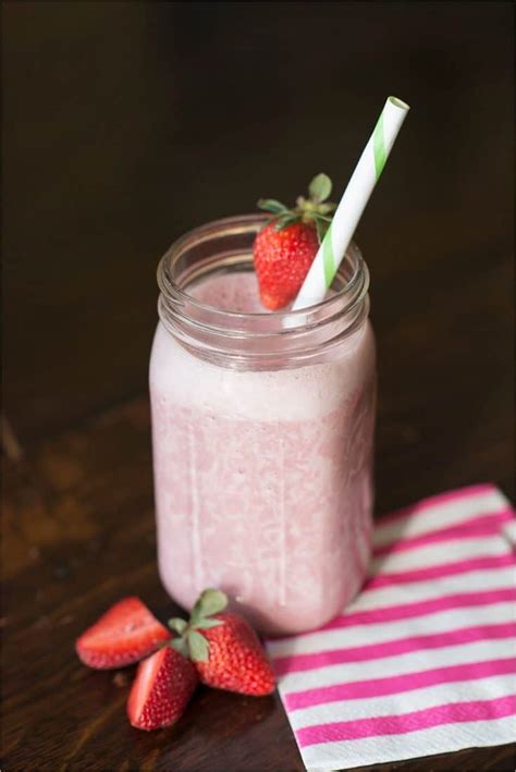 Sugar-Free Fruit Smoothie Recipe Round-Up (THM Compatible)