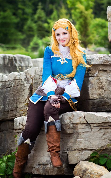 Princess Zelda Cosplay : r/Breath_of_the_Wild