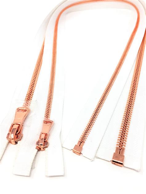 Wholesale Zippers — ZipUpZipper