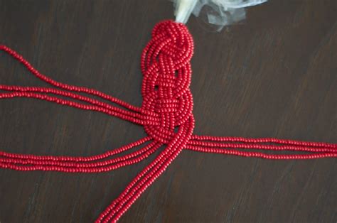 DIY Woven Bead Necklace: Le.Fanciulle