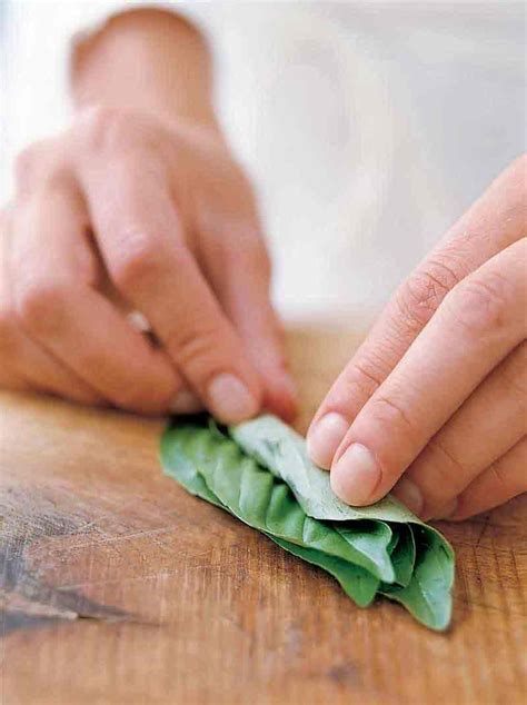 How to Chiffonade Herbs | Williams Sonoma Taste | Gourmet recipes ...