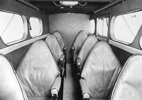 Interior of a De Havilland Dragon Rapide plane, c1935 (Photos Prints ...