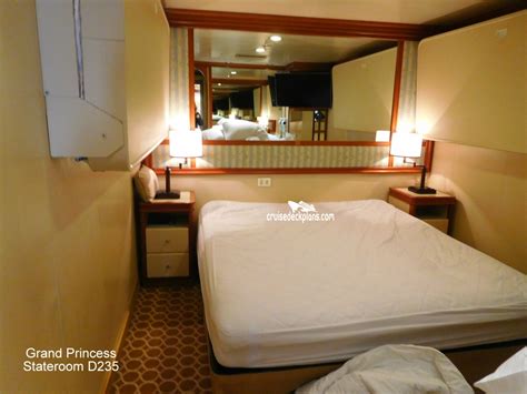 Cabin D235 Grand Princess Stateroom