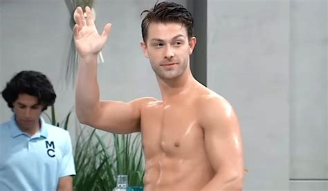 General Hospital's Evan Hofer (Dex) Cool With Shirtless Photos/Scenes