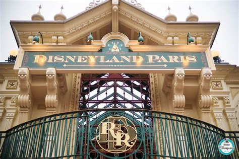 Disneyland Paris Railroad : Main Street Station - Hello Disneyland