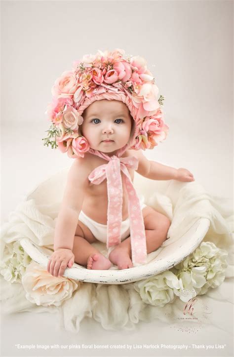 Newborn Photography Flower, Baby Photography Poses, First Birthday Photos, Newborn Photo Props ...