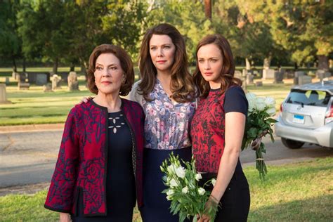 Gilmore Girls: A Year in the Life Review | POPSUGAR Entertainment