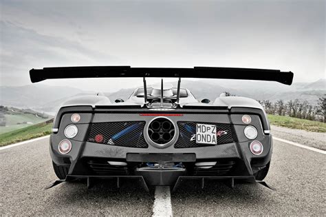 Pagani Zonda 760RS - the most extreme Zonda | evo