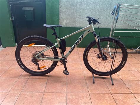 Giant Talon 1 Dessert Sage 27.5, Sports Equipment, Bicycles & Parts, Bicycles on Carousell