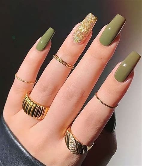 Diving into the Delightful Matcha Green Nail Designs for Fall