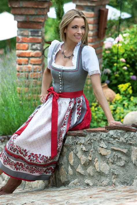 #Wenger #Dirndl Frühjahr Sommer 2014 | German dress, Drindl dress ...