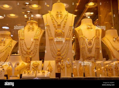 Gold displayed in Bahrain gold souq. Manama, Bahrain Stock Photo - Alamy