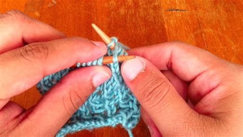 How to Knit the Pass Slipped Stitch Over Decrease (psso) - New Stitch A Day