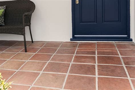 Overview of Terracotta Floor Tiles