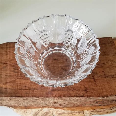 Crystal Bowl, Vintage Crystal Glass Fruit Bowl with Grape Cluster Pattern, Price Product West ...