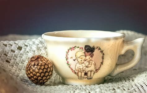 Dolly's Tea Cup | This cup is from a doll tea set given to m… | Flickr