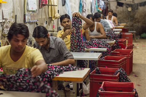 Pajamas Sewing, Dharavi | Taken at Latitude/Longitude:19.042… | Flickr