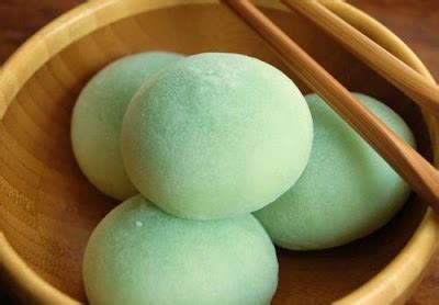 When the Stomach Rules the Mind: Mochi - Japanese rice cake