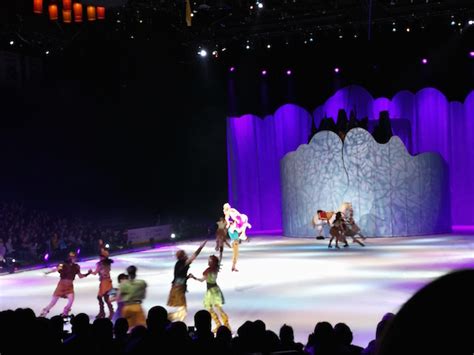 Disney On Ice Presents Dare To Dream #DaretoDream #DisneyonIce - Mom and More