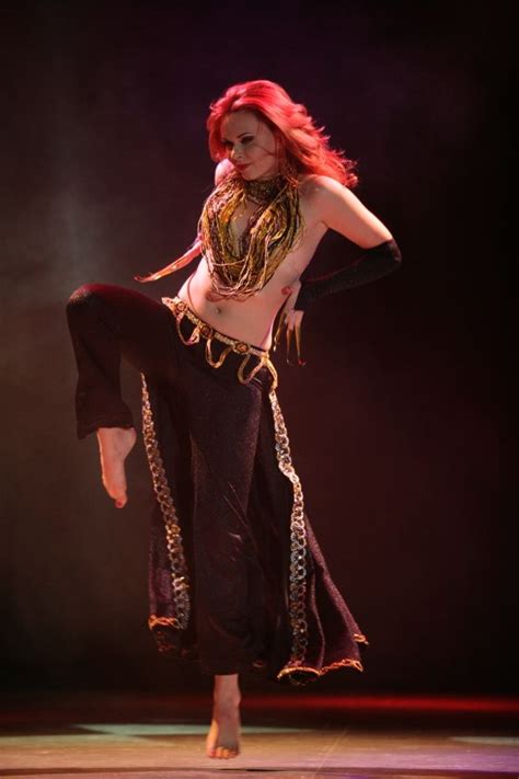 Belly dancer Iana. Performance with Ishtar Dance Co, Ukraine 2010. | Tribal fusion costume ...