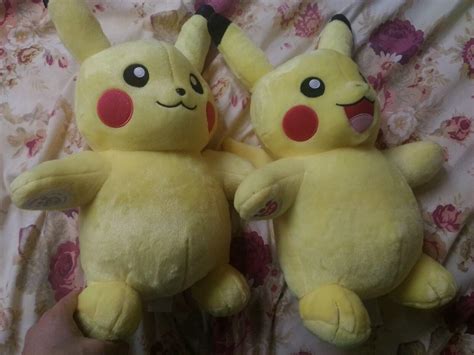 pikachu build a bear(male(original) + female(25th anniversary + voice box) | #4556576473