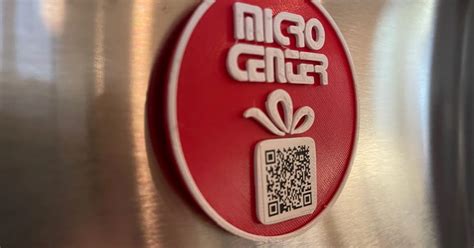 Microcenter Present Gift Magnet QR Code by Micro Center | Download free STL model | Printables.com