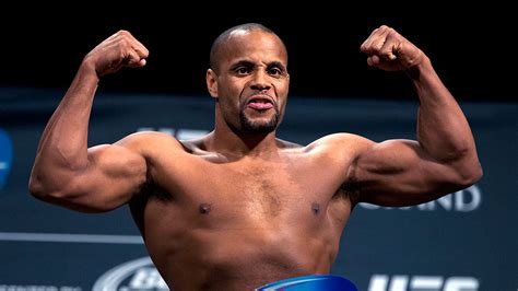 Daniel Cormier accused of cheating at bizarre UFC 210 weigh-ins