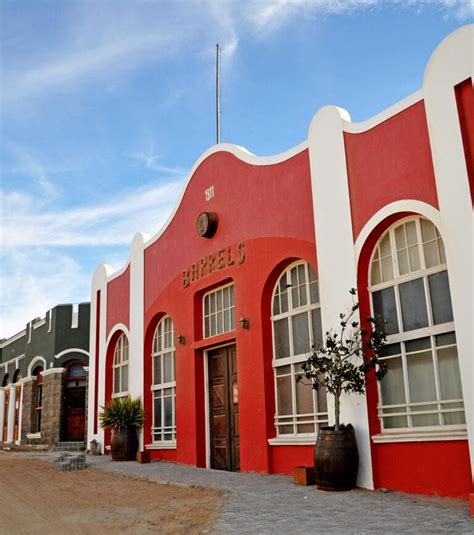 Luderitz in Namibia: Travel Guide & Tours