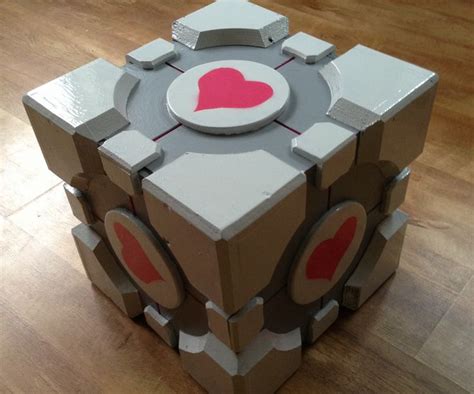 Portal Companion Cube | Companion cube, Geek crafts, Cube