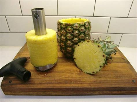 Pineapple corer: The tool that will make you eat more fruit! - Chatelaine