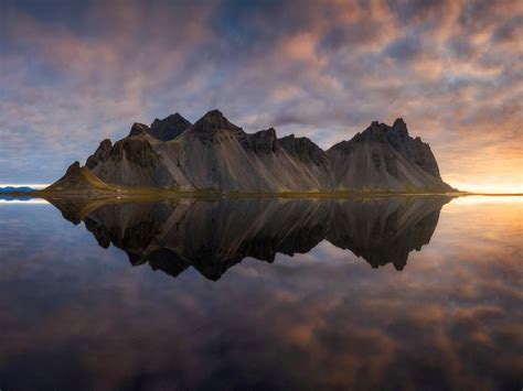 Crazy reflection of Vestrahorn mountain in Iceland [OC] [1920x1441] : r/EarthPorn