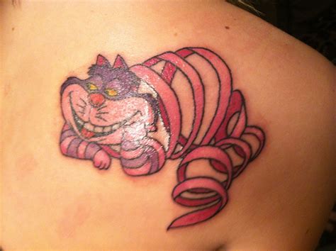 Cheshire Cat Tattoo | Cheshire cat tattoo, Cat tattoo, Tattoos