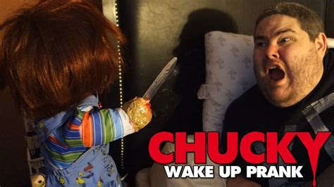 THE CHUCKY DOLL WAKE-UP PRANK!! - YouTube