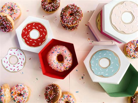 DIY Donut Treat Boxes - Cardstock Warehouse Paper Company®, Inc Treat Boxes Diy, Diy Box, Easy ...