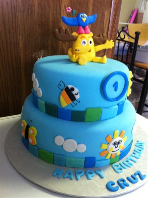 Moose And Zee Birthday Cake - CakeCentral.com