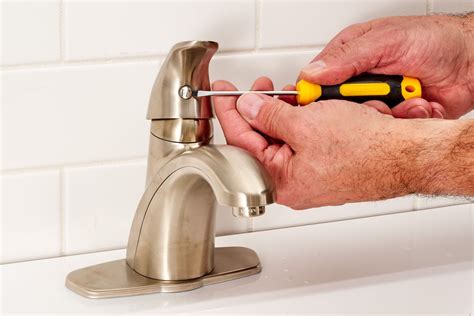 How to Repair a Leaky Single-Handle Cartridge Faucet