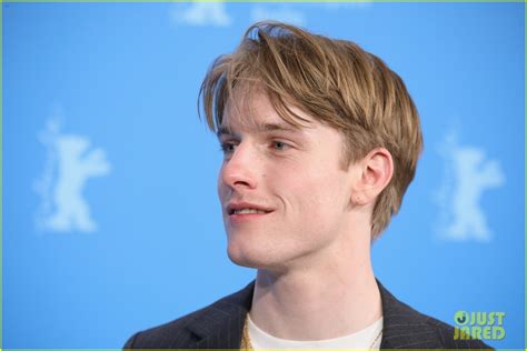 'Dark' Actor Louis Hofmann Walks Carpet at Berlin Film Festival for His ...