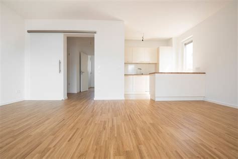 5 Eucalyptus Flooring Pros and Cons You Need To Know