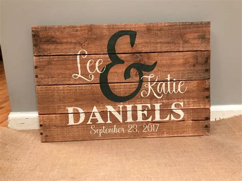 Wood Sign For Wedding: A Perfect Addition To Your Special Day | FASHIONBLOG