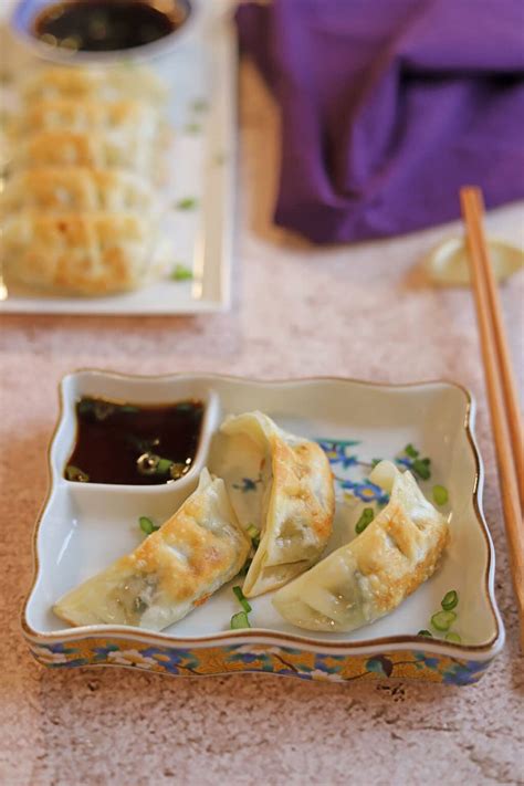 Easy gyoza dipping sauce (Just 3 ingredients!) - Cadry's Kitchen