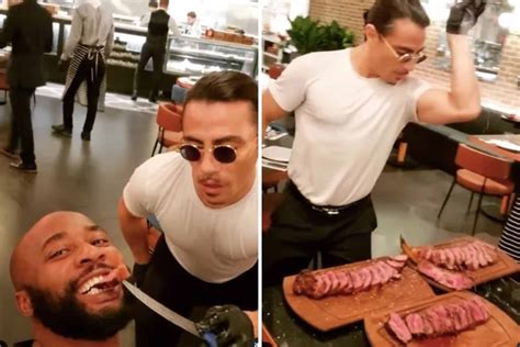 Tumelo Ramaphosa gets his meat cooked and fed to him by #SaltBae